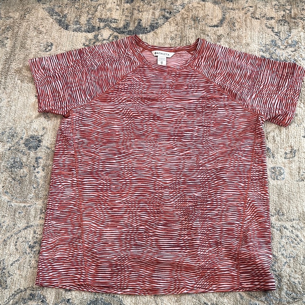 Athleta Red Short Sleeve Tee